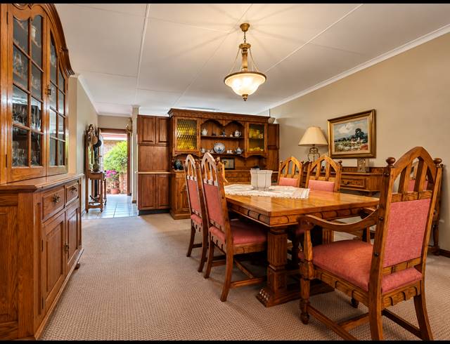 2 BEDROOM TOWNHOUSE FOR SALE IN THREE RIVERS